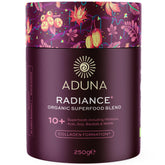 Aduna Radiance : poudre mélangée bio prête à être ajoutée au yaourt ou smoothie.