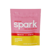 AdvoCare Spark Raspberry Lemonade dans une bouteille prête à stimuler l'énergie.