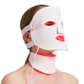 Masque Aesthifae applique la lumière rouge sur le visage, pour un teint lumineux.