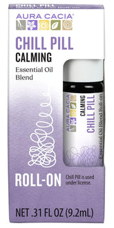 Aura Cacia Chill Pill Roll-On compact pour aromathérapie nomade et pratique.