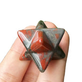 Bacatgem étoile hexagonale, idéale pour la méditation et la décoration d'intérieur.