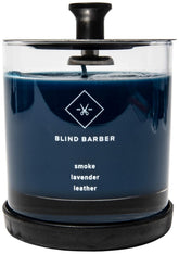 Bougie Blind Barber Tompkins dans le bocal Barbicide, ambiance masculine et durable.