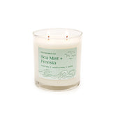 Calyan Wax Co Sea Mist & Freesia, brume marine et deux mèches pour un parfum équilibré.