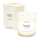 Bougie Calyan Wax Co. Seaside & Citrus, 2 mèches pour diffusion équilibrée dans une pièce.