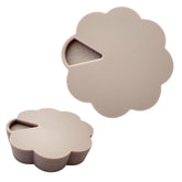 Dosey Twist+Stack Latte – emballage élégant pour rangement fiable.