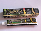 Essential Palace dentifrice charbon bambou, rafraîchit l'haleine et nettoie en douceur.
