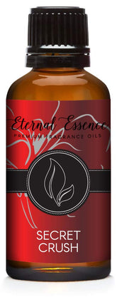 Secret Crush Eternal Essence Oils dans bouteille ambrée 30ml, parfum polyvalent pour bougies et savons
