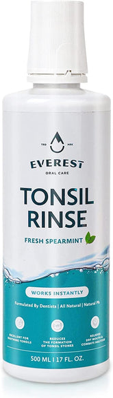 Everest Oral Care montre la bouteille menthe verte pour haleine fraîche.