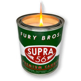 Bougie Fury Bros Supra56 au santal et cèdre, ambiance chaude et masculine.