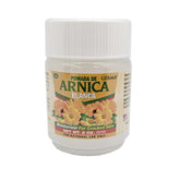 Germa Arnica Hydratante appliquée sur la peau pour une douceur durable.