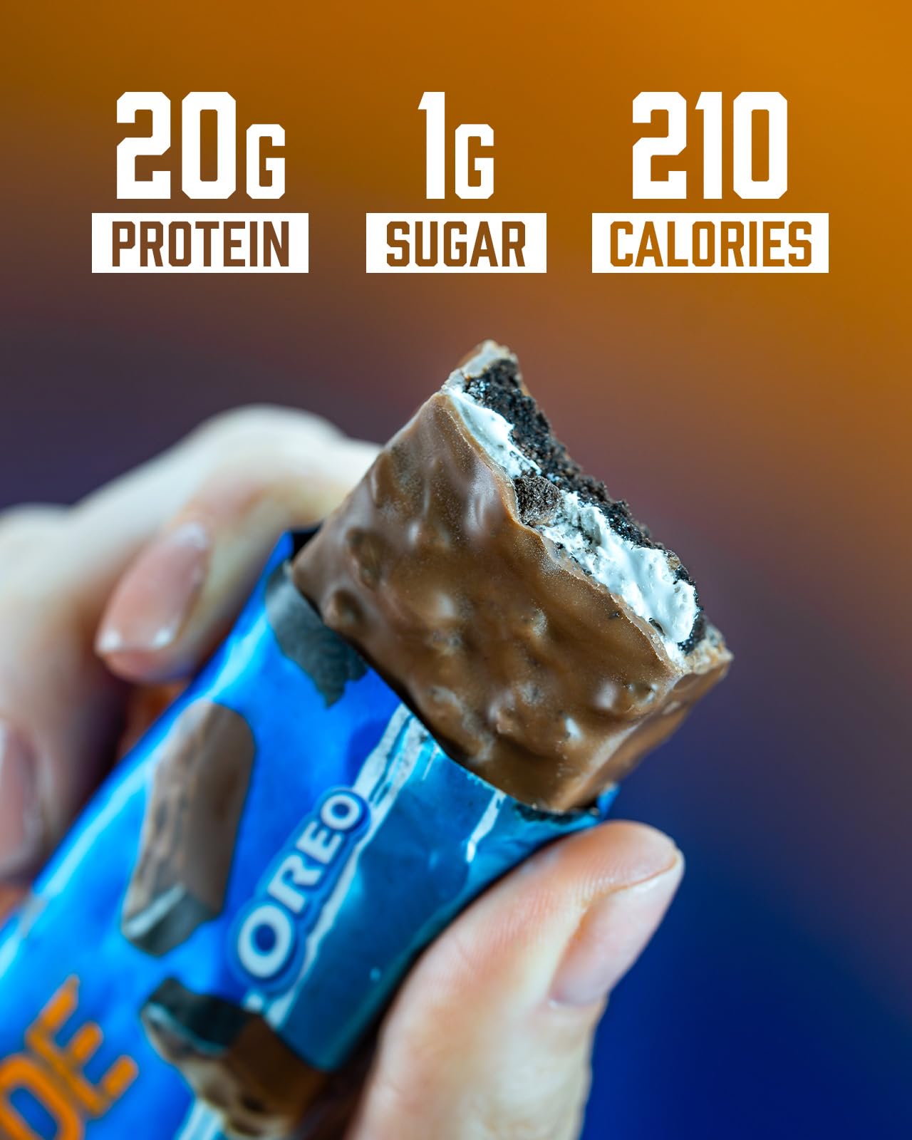 Grenade OREO – couches protéinées et cœur moelleux avec morceaux d'OREO.