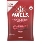 HALLS cerise dans pack gros, pratique à emporter partout.