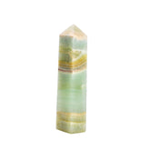Bâton de cristal Calcite Caraïbes JIC Gem, pointe tétraédrique prête pour l'énergie.