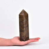 Obélisque JIC Gem en cristal et agate monnaie, équilibre émotionnel et énergie.