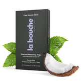 La Bouche Natural – emballage des bandes blanchissantes charbon coco, pratique et efficace.