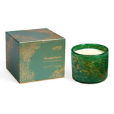Bougie LAFCO New York Woodland Spruce flamme chaude pour ambiance hivernale