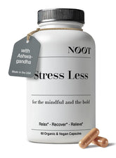 NOOT Stress Less capsules utilisées quotidiennement pour favoriser calme et concentration.