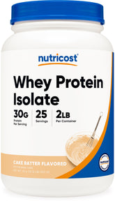 Nutricost protéine isolée de lactosérum saveur pâte à gâteau dans le pot.