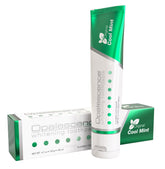Dentifrice Opalescence Cool Mint en tube, haleine fraîche et sourire légèrement éclairci.