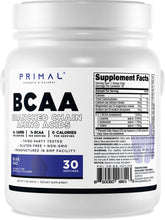 Primal BCAA poudre framboise bleue pour une saveur rafraîchissante après l'entraînement.