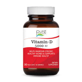 Pure Essence Labs vitamine D 5000 UI dans une bouteille, soutien potentiel du système osseux.