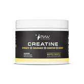 RAW Synergies Creatine Ananas, bouteille en train de se verser, idéal pour rester hydraté après l’effort.