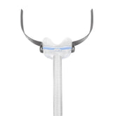 ResMed AirFit N30 cadre-nasal et coussin pour un ajustement stable.
