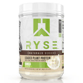 RYSE Protéine Vanille, bouteille, texture crémeuse soutenant récupération et énergie.