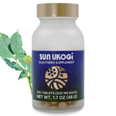 Sun Chlorella Sun Ukogi Eleuthero racine et bouteille, prêt pour la routine bien-être.
