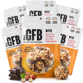 The GFB balles protéinées noisette chocolat noir emballage pratique à emporter.