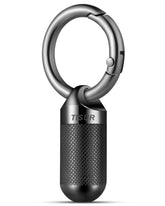 TISUR mini porte-pilules noir en titane, pratique sur clé pour les voyages.