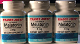 Boîte Trader Joe's mélatonine à mâcher menthe, utile pour faciliter l’endormissement.