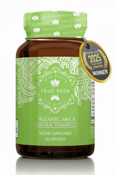 True Veda Amla, capsules dans une bouteille, énergie naturelle et vitamine C biologique.