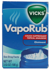 Vicks VapoRub dans sa boîte, lot six pratique pour usage domestique.