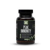 Peak Immunity en bouteille par Wilderness Athlete, pratique pour la routine quotidienne.