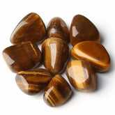 YATOJUZI œil-de-tigre, pierre polie, parfaite pour décoration intérieure et ambiance énergique suggérée.