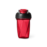 Gourde YETI Yonder Helimix 20 oz rouge prête à mélanger rapidement vos préparations.