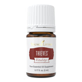 Young Living Thieves Vitality, flacon 5 ml, idéal pour parfumer l'espace et soutenir le bien-être.