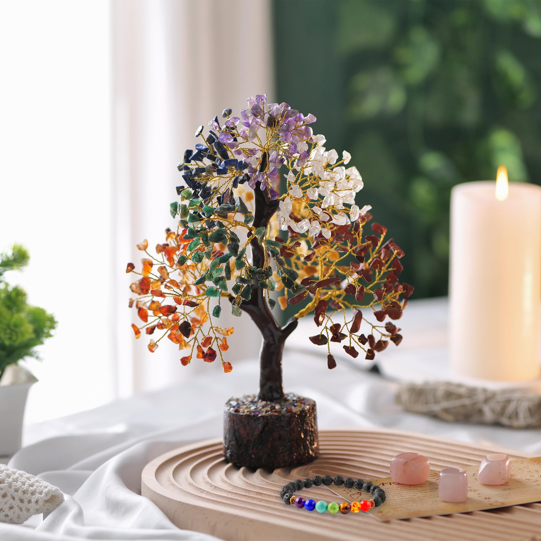 ABHISUBYA arbre sept chakras décor salon favorisant l'harmonie visuelle et mentale.