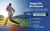 AceMagnetics Rally Band 30, bracelet noir élégant, adaptable à différentes tenues.