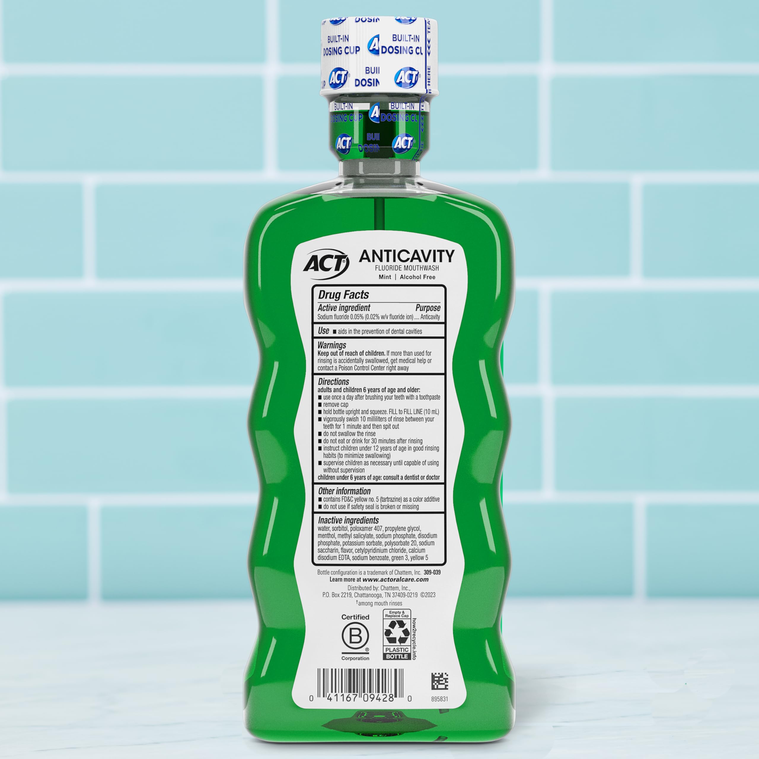 ACT Bain de bouche menthe avec doseur, précision du dosage pour chaque rinçage.