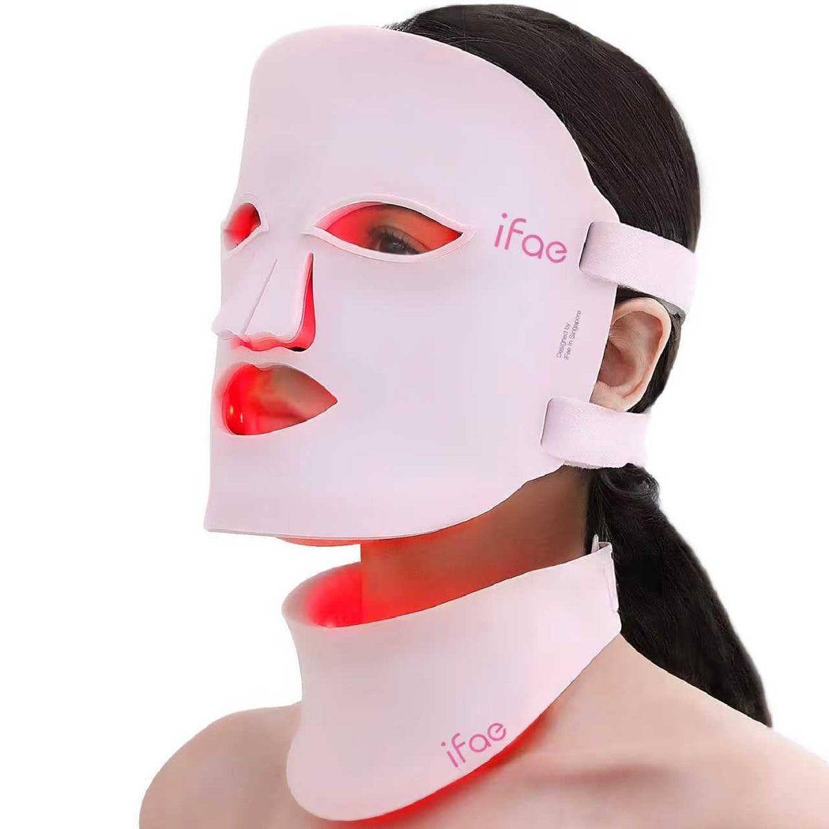Masque Aesthifae rouge sur visage montrant le glow potentiel et le contact doux