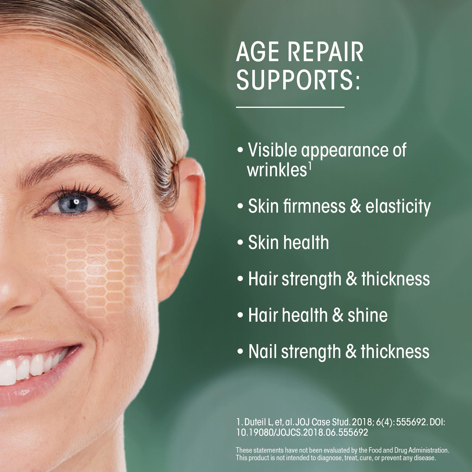 Ouverture d'un sachet Age Repair Lipo-Sachets pour démarrer la routine beauté.
