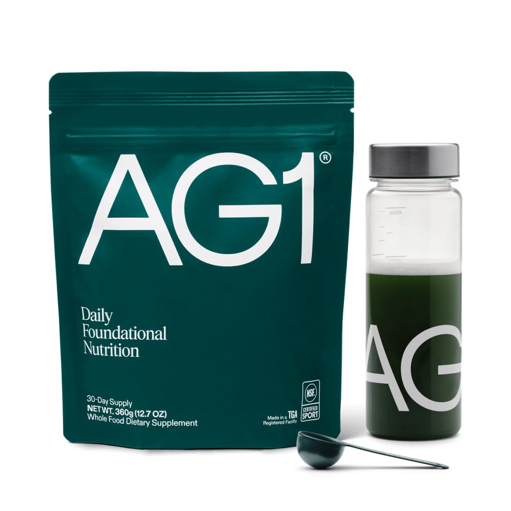 AG1 bouteille-doseur et poudre: pratique dose journalière pour un rituel sain.