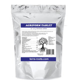 Tablettes AGRIFORM pour nutrition durable des arbres et arbustes, NPK et micronutriments.