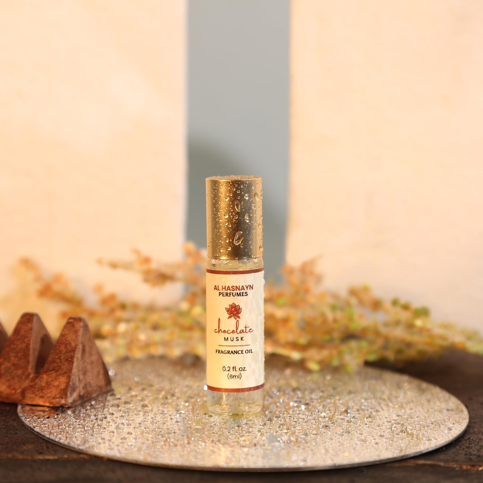 AL HASNAYN Chocolat Musqué Roll-On Usage Quotidien, touche légère et agréable.