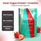 Protéine claire fraise Alafia Naturals sous forme de smoothie fruité après effort