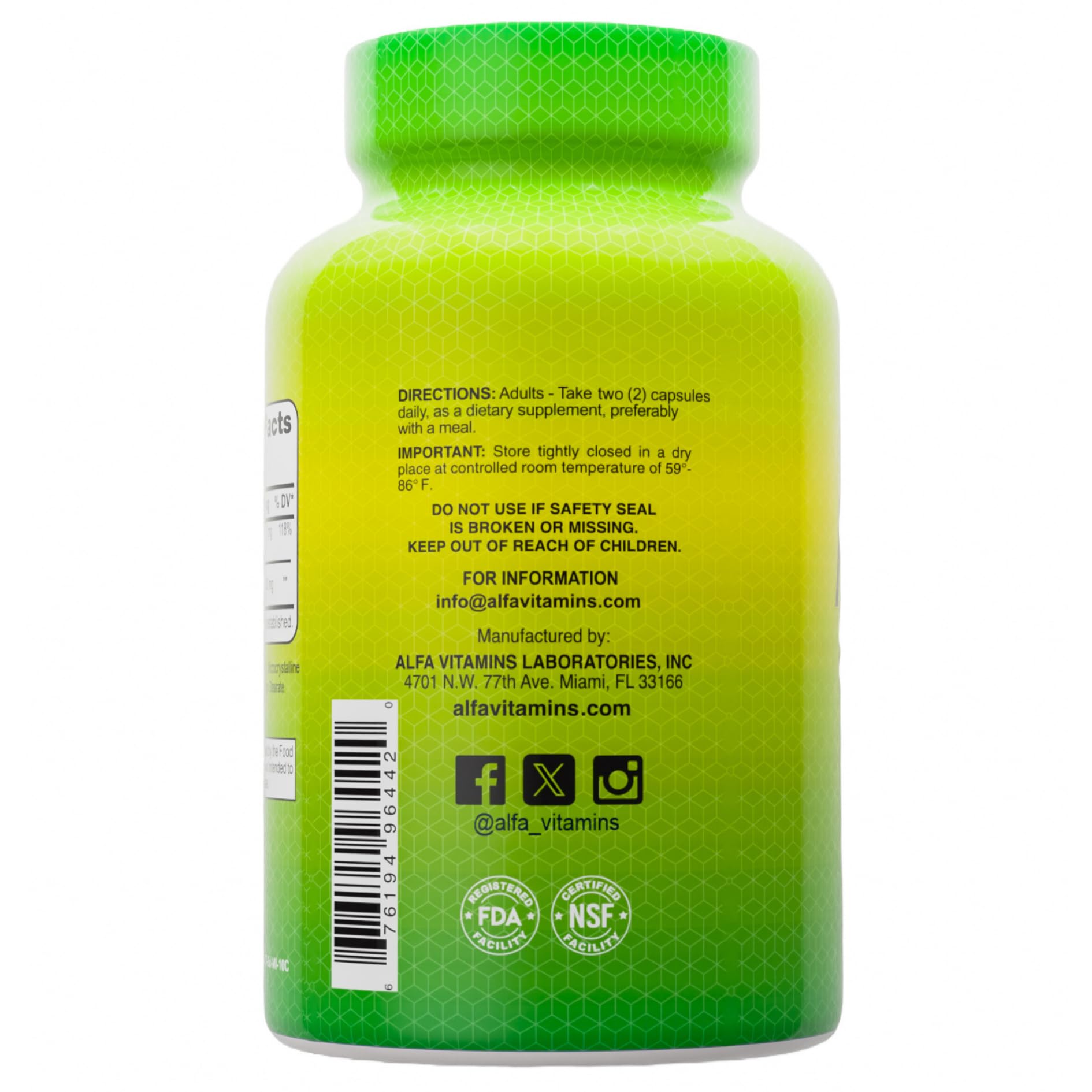 ALFA VITAMINS Moringa : bouteille ouverte, prise facile au quotidien lors des déplacements.