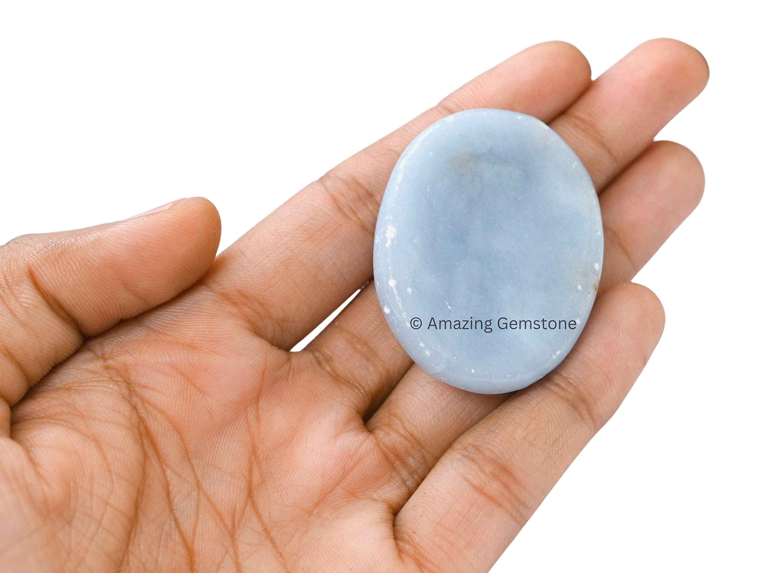 Amazing Gemstone Angelite pierre-bien-etre sert de compagnon pour le bien-être mental.