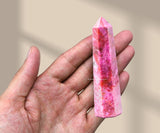 Amazing Gemstone Calcite Cobalt – obélisque amplifie l’énergie et l’harmonie.